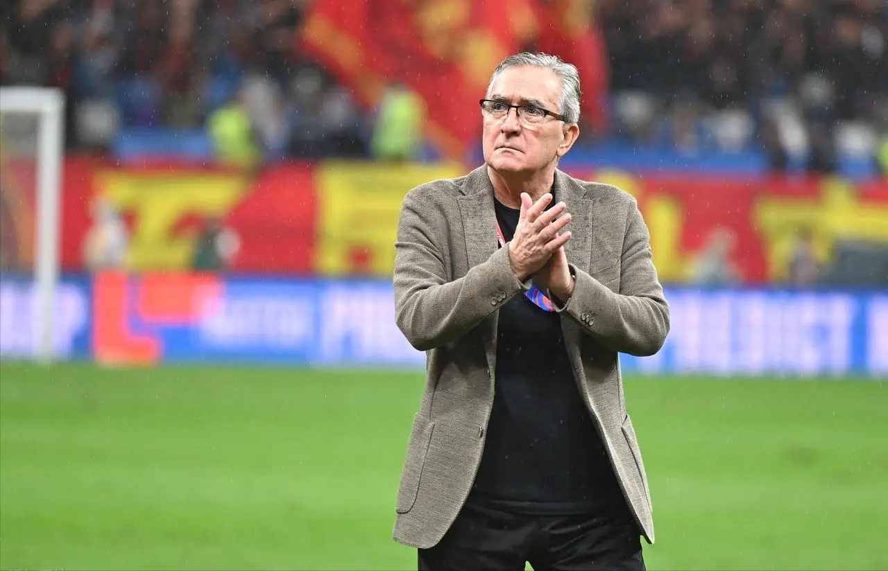 是国足的荣, yid, 联赛